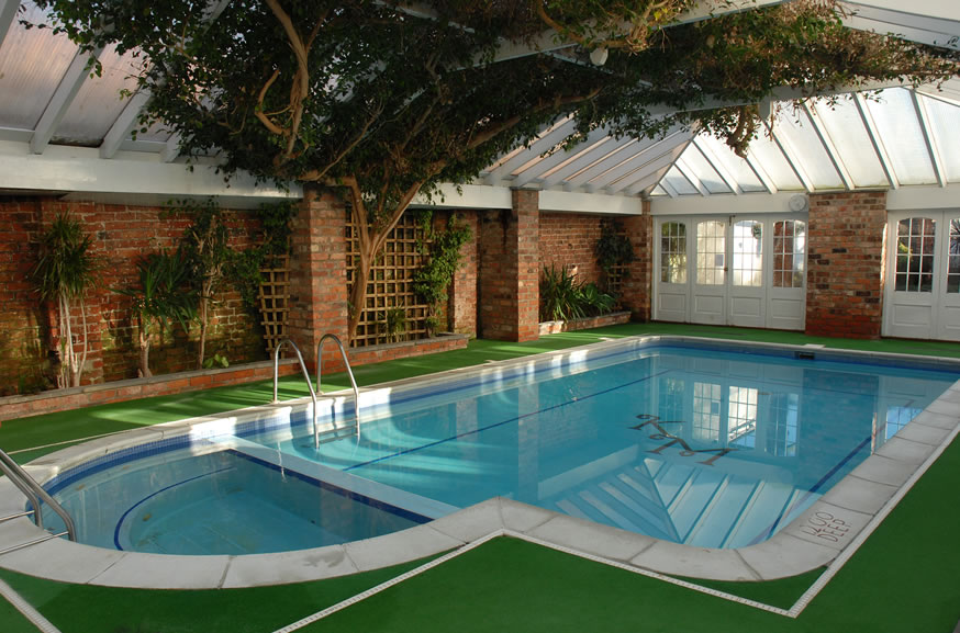 cost of making swimming pool at home